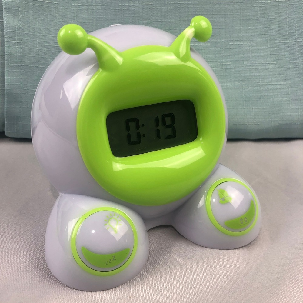 Mirari Ok to Wake! Alarm Clock & Night-Light OTW091-US Toddler Sleep Trainer